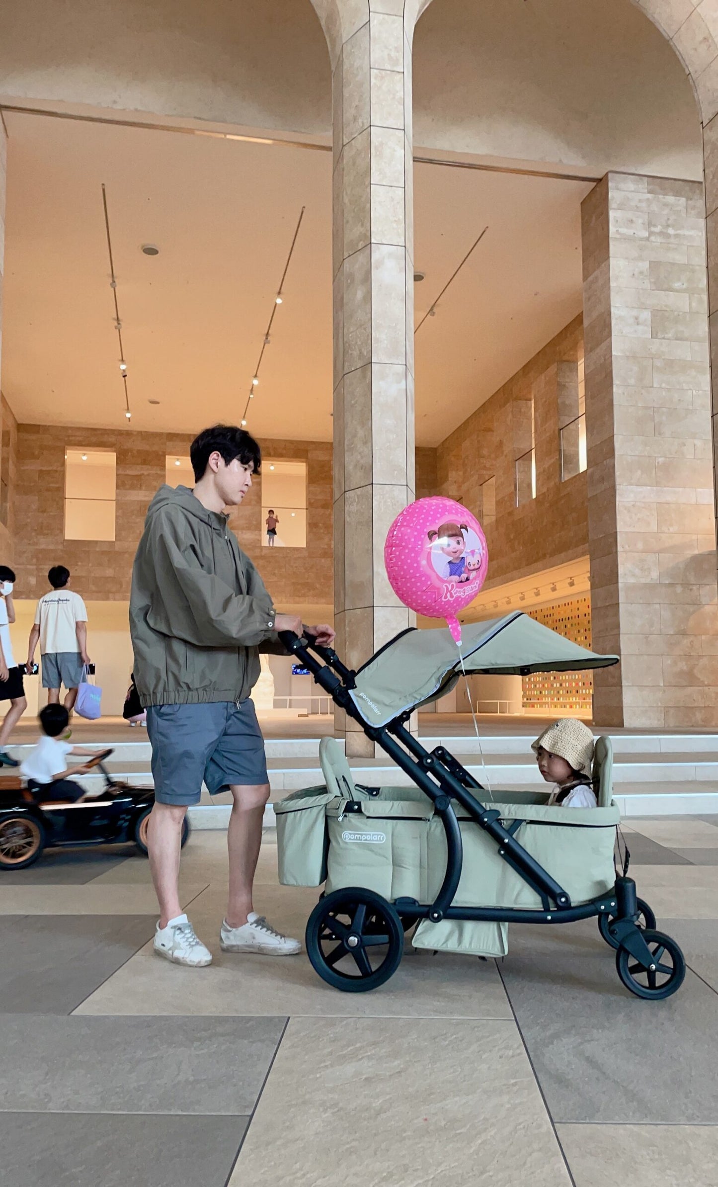 Pronto Kinderwagen – Olivgrün