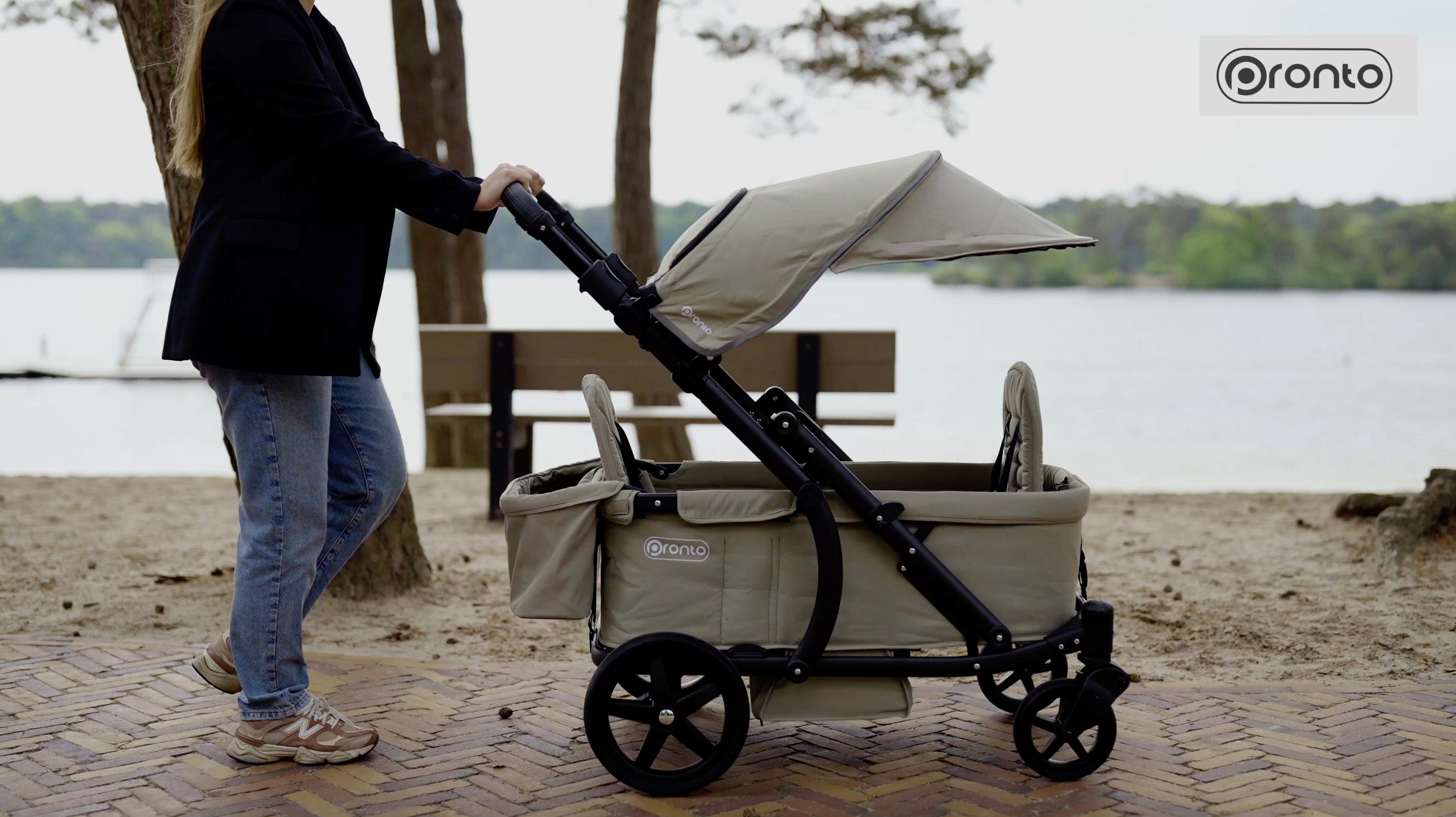 Video laden: Pronto Kinderwagen – Alles in einem: Zusammenklappen, Ausklappen &amp; alle Funktionen erklärt